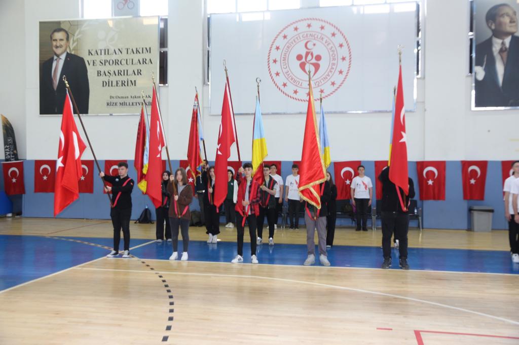 19 MAYIS ATATÜRK’Ü ANMA GENÇLİK VE SPOR BAYRAMI COŞKUYLA KUTLANDI