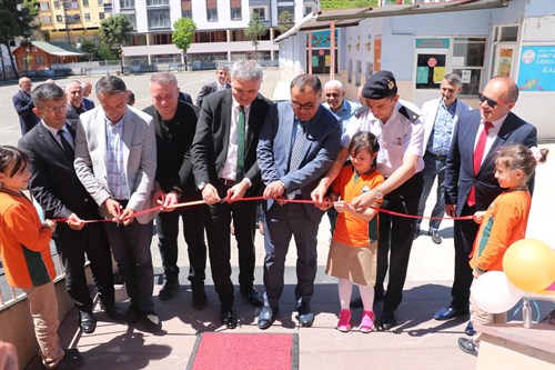 Çevre Dostu 1000 okul Proje kapsamında, İlçemiz Ahmet Mesut Yılmaz İlkokulunda açılış düzenlendi.
